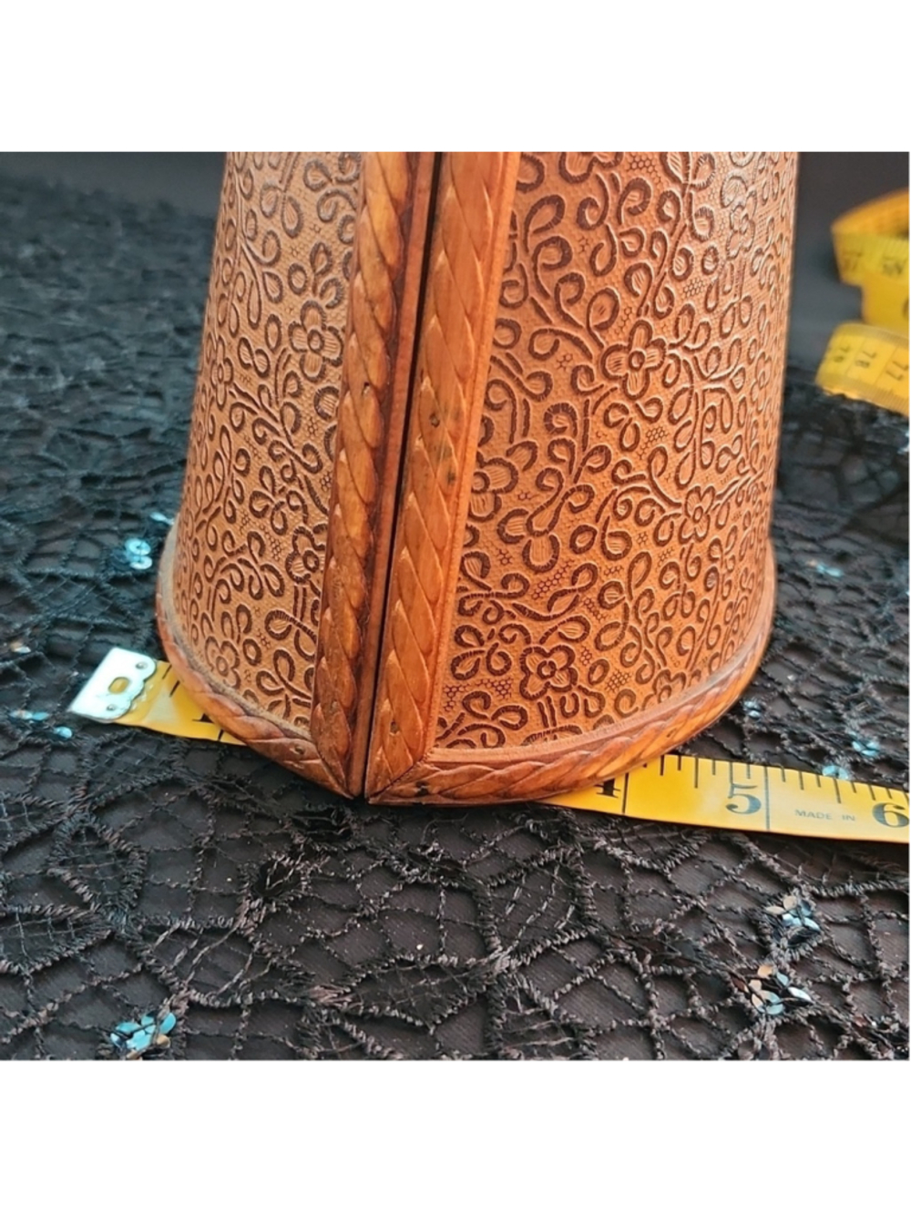 Wooden Handbag, small storage, like new - Picture 9 of 10
